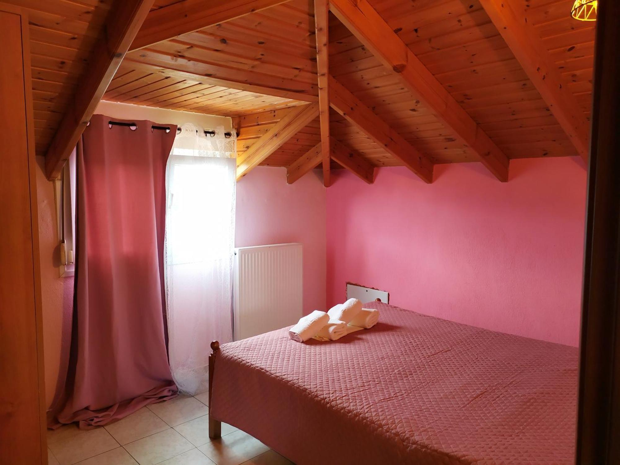 Noufara Apartments Néa Meságkala Pokoj fotografie