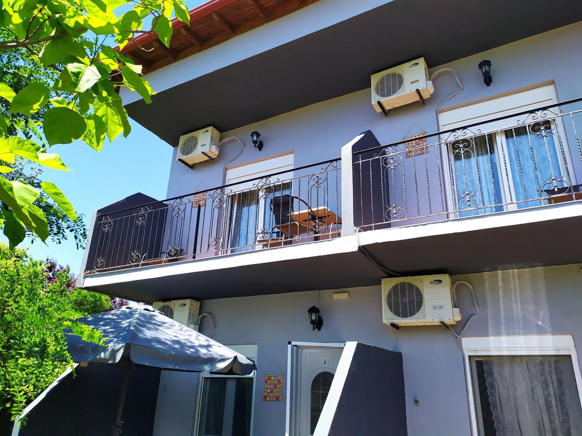 Noufara Apartments Néa Meságkala Pokoj fotografie