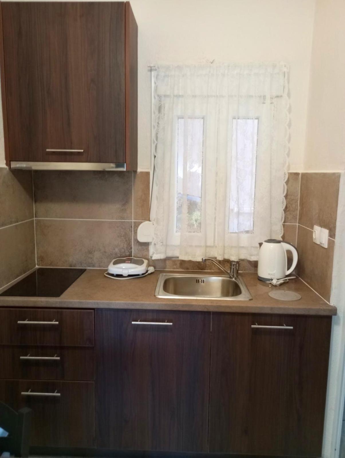Noufara Apartments Néa Meságkala Pokoj fotografie