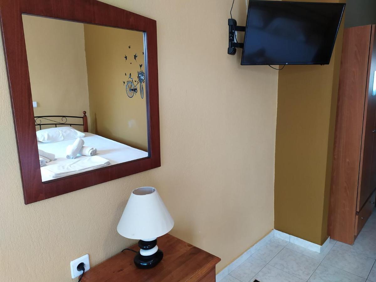 Noufara Apartments Néa Meságkala Exteriér fotografie